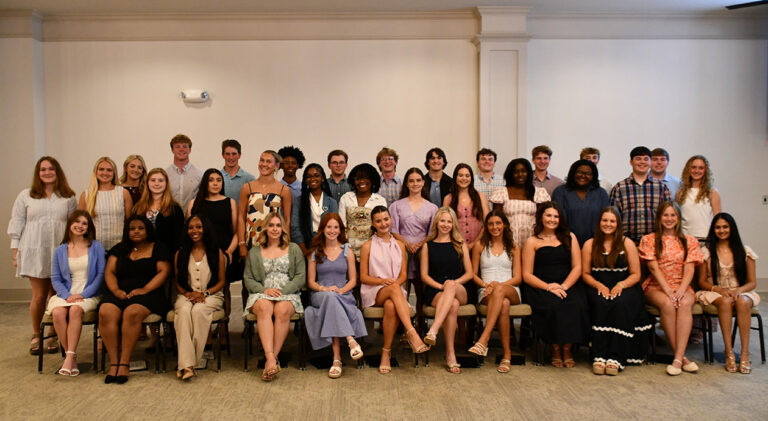 FIleadership_university_8591