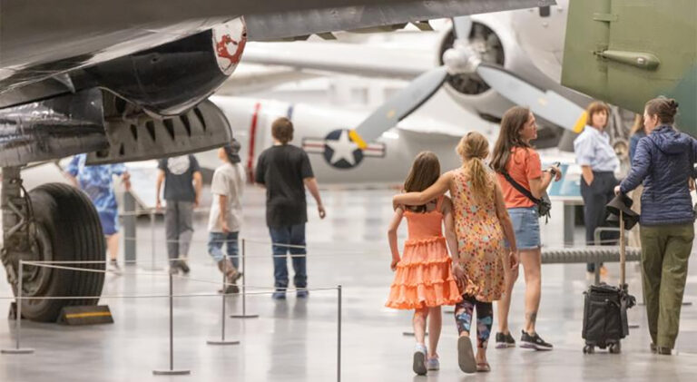 FIblue_star_museum